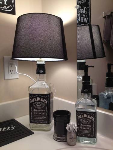 Оригинальная настольная лампа Jack Daniel’s: мастер-класс 
